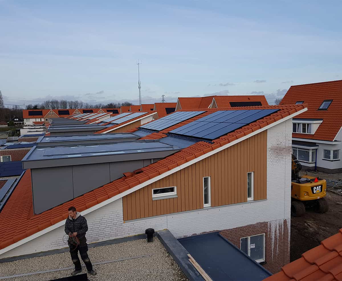 Project Oostvoorne zonnepanelen op huizen