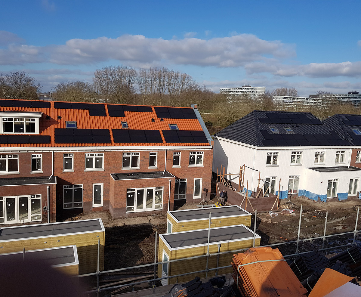 Zonnepanelen huizen Nieuwerkerk